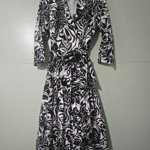 Jones New York Black and White Floral Wrap Midi Dress